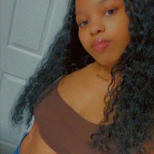 Meet your Posher, Nisha